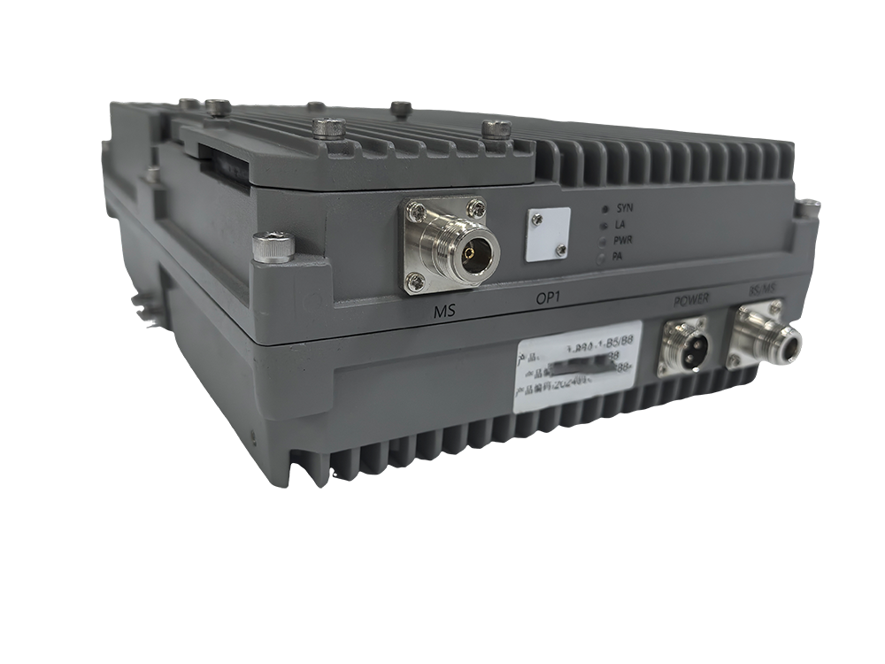  安次三频手机信号接收器2000㎡